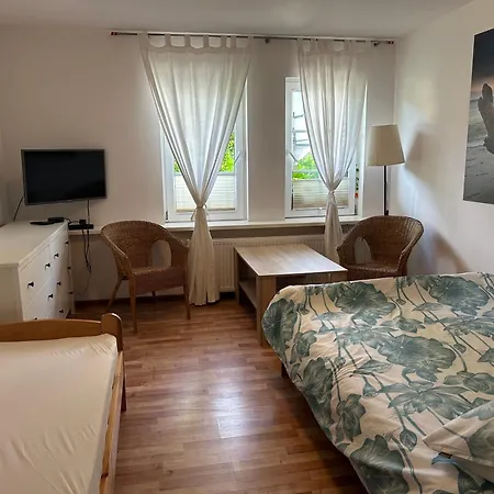 ホームステイ Kamionka ソポト